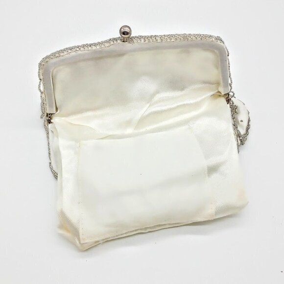 Vintage Beaded Cream Silk Kiss Lock Clutch Bag - Picture 6 of 8